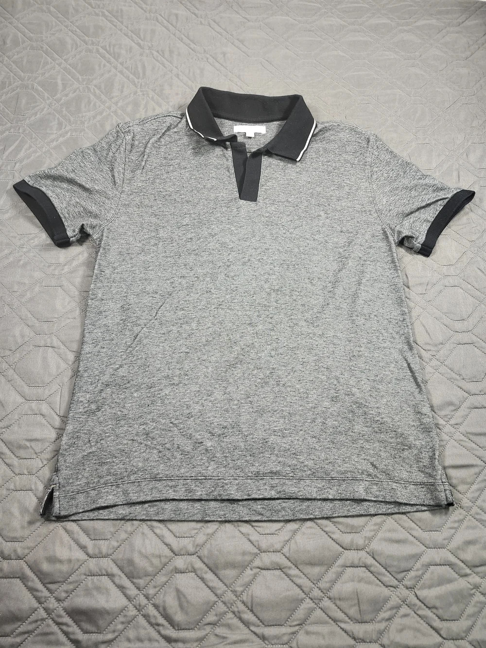 Banana Republic polo shirt marled gray knit fabric black collar Size M